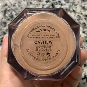 Fenty Pro Filt’r Instant Retouch Setting Powder